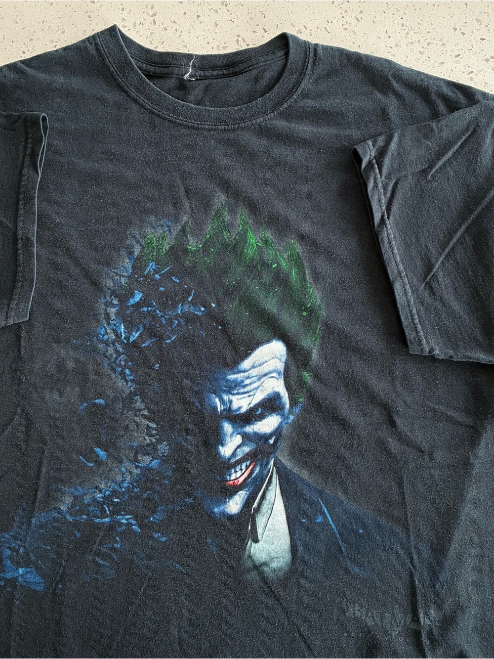 A2 - BATMAN ARKHAM ORIGINS THE JOKER 2013 DC COMICS VIDEO GAME T SHIRT